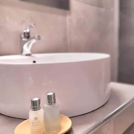 Urban Chic By Goldenland Appartement